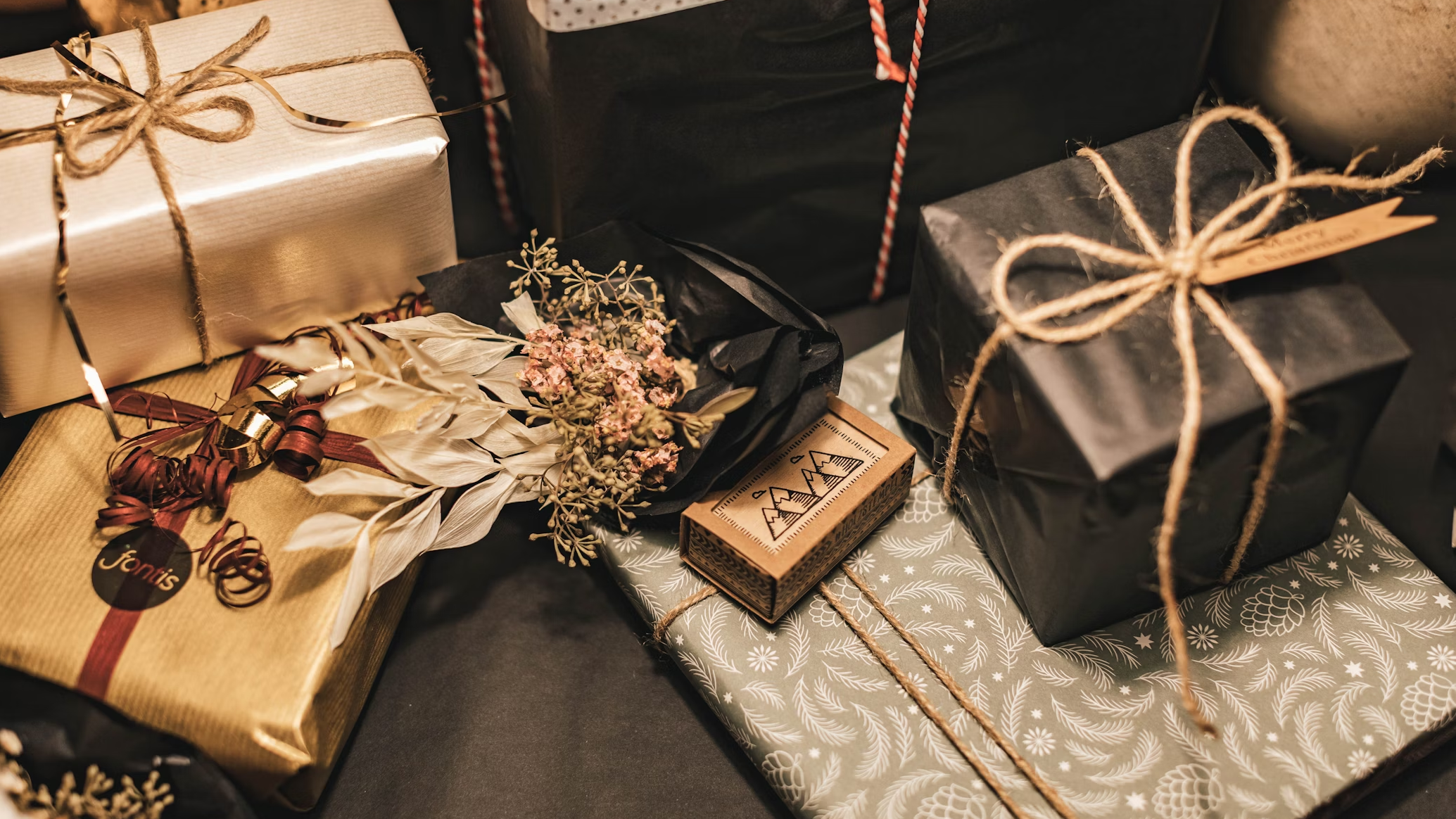25 Thoughtful Cheap Gift Ideas That Look Expensive