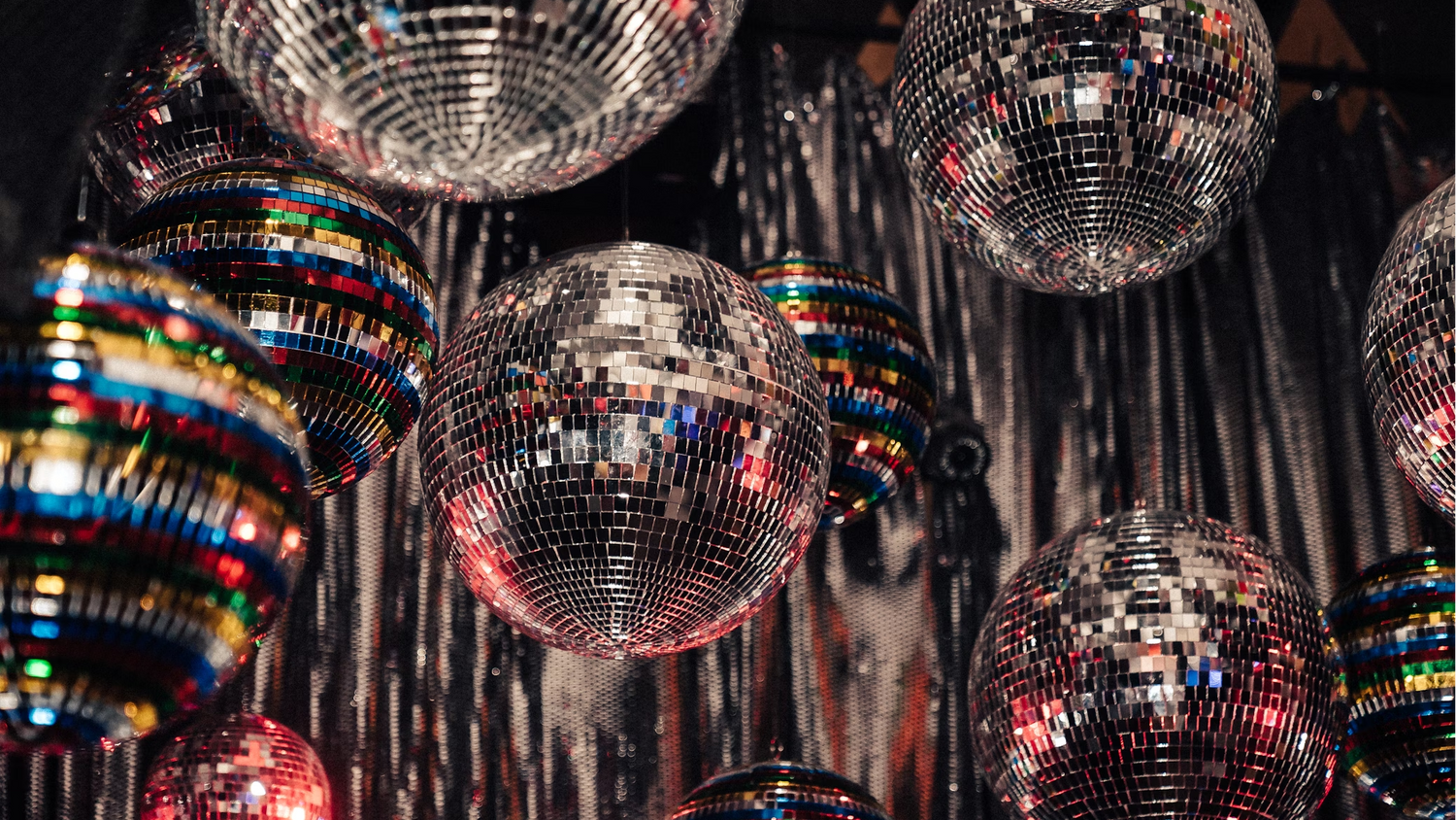 Y2K Aesthetic To Early 2000s Year Style