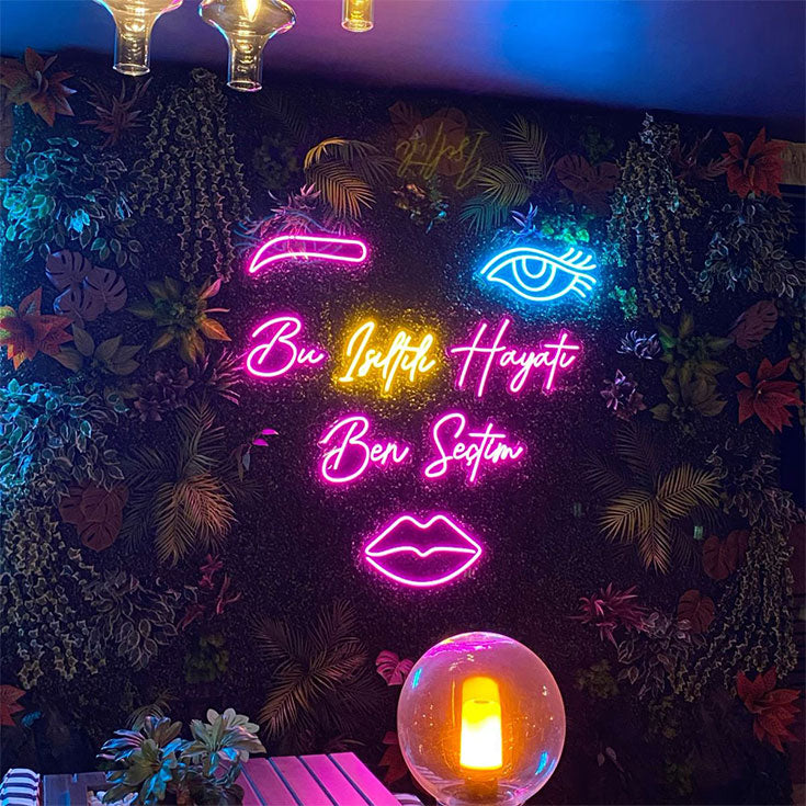 Bu-Isiltili-Hayati-Ben-Sectim-Neon-Sign