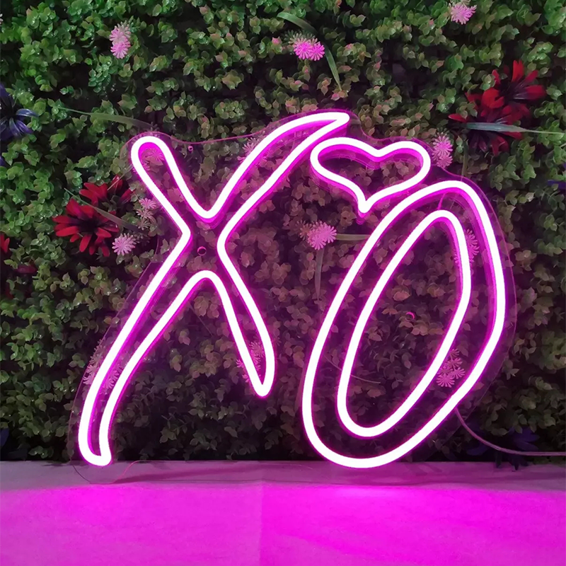 Lamomo Y2K aesthetic retro neon signs