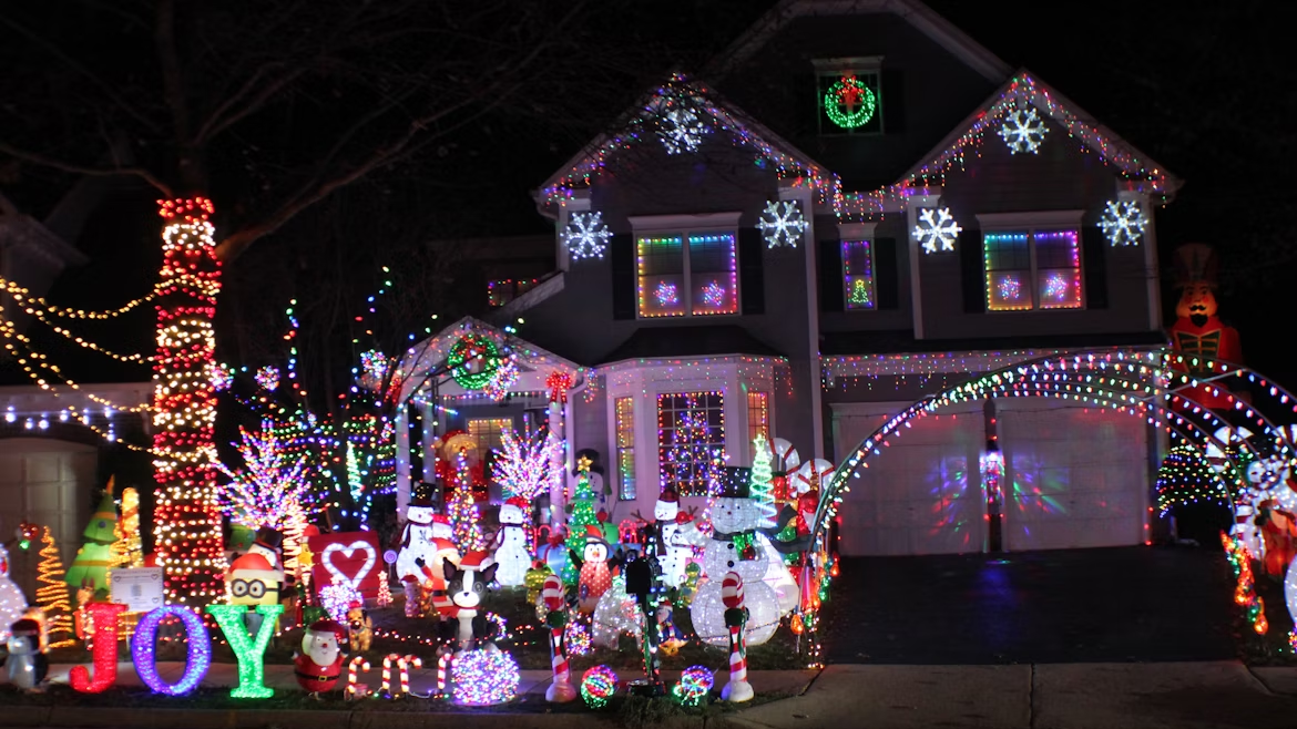 outdoor Christmas lights ideas