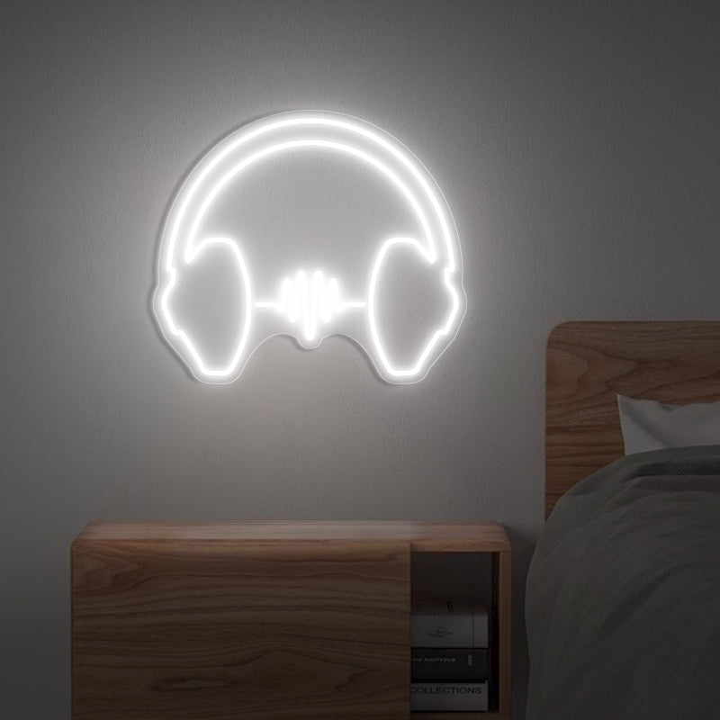 Casque avec panneau lumineux au néon