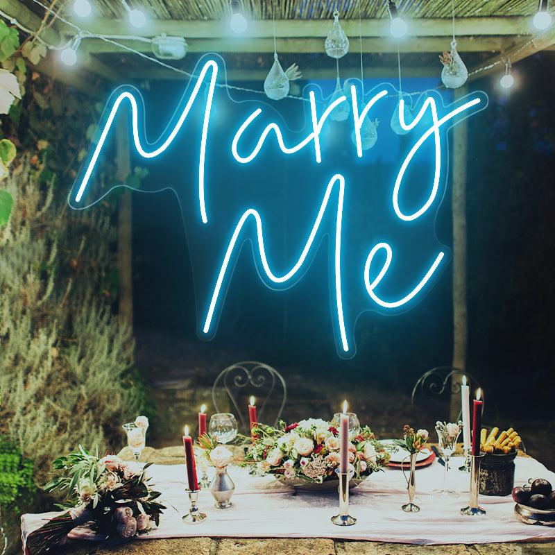 Enseigne au néon Marry Me pour mariage