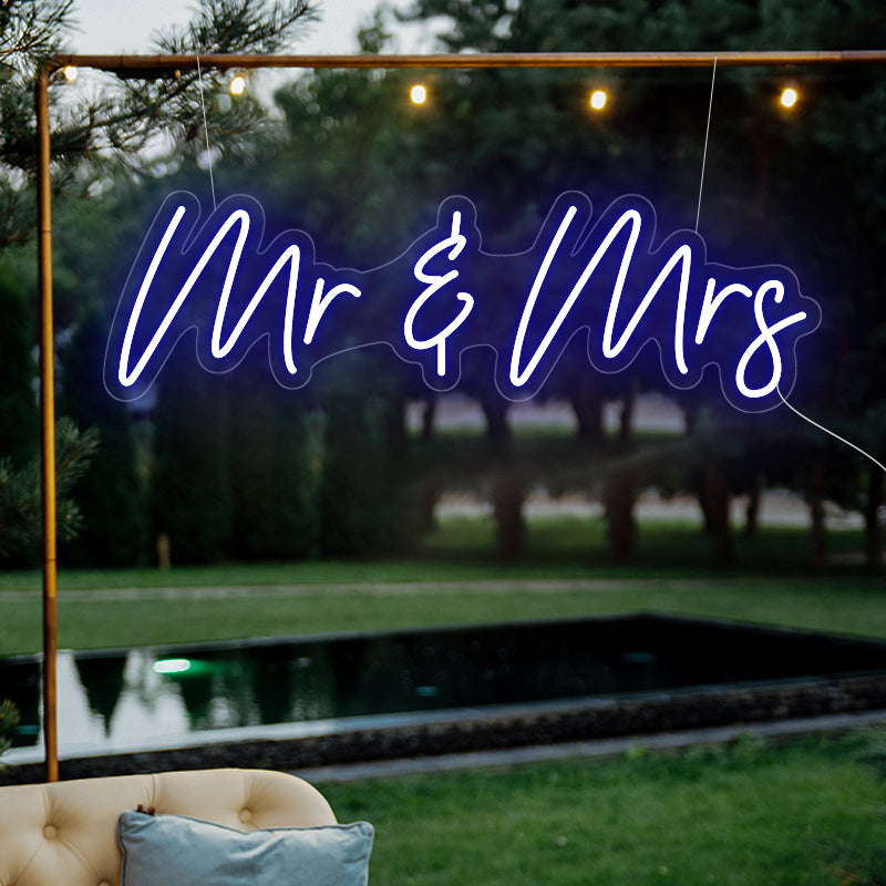 Neonschild „Mr. &amp; Mrs.“