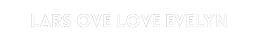 CUSTOM DESIGNED: Lars ove love...